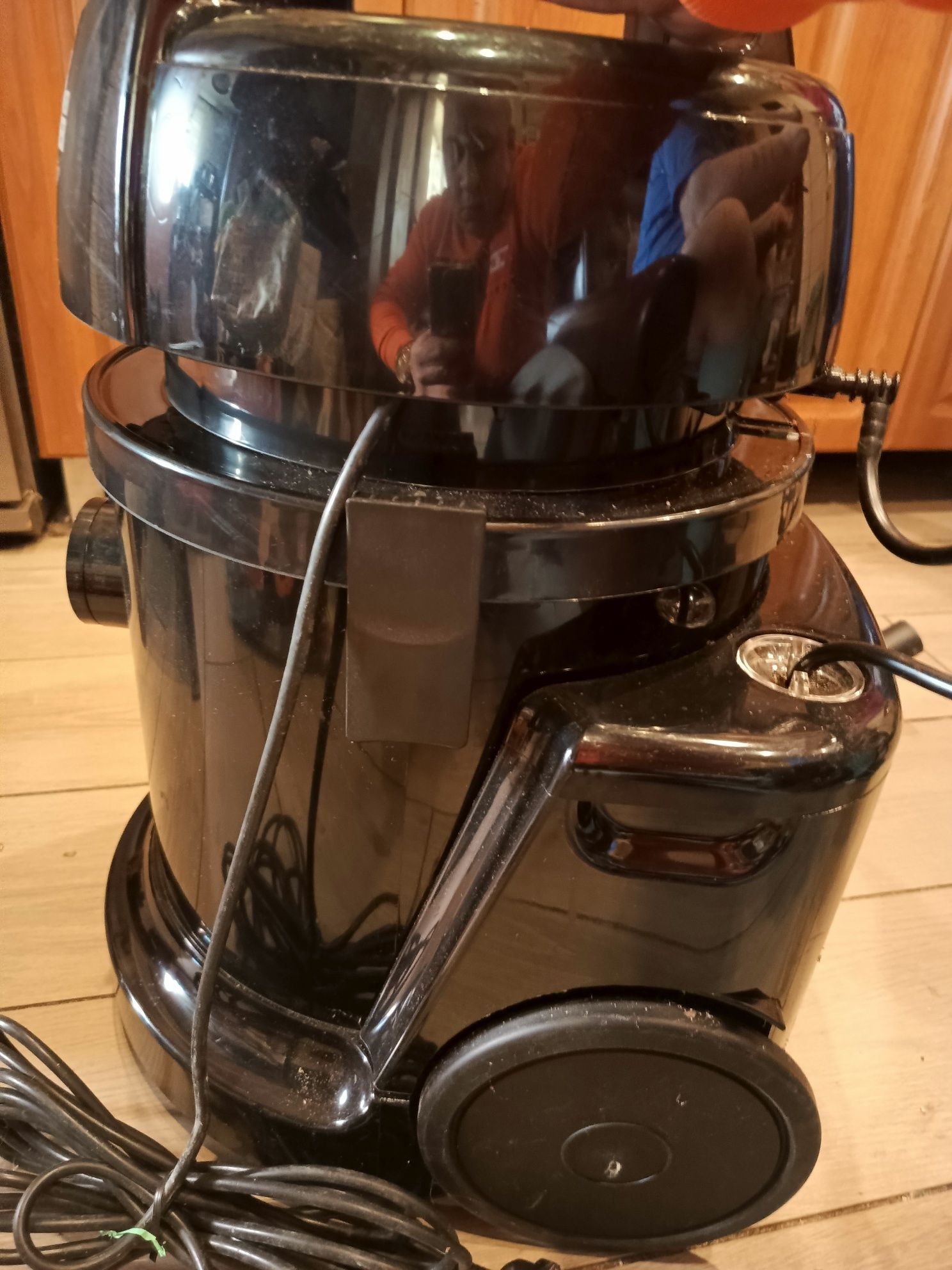 Odkurzacz Piorący Dual Power.