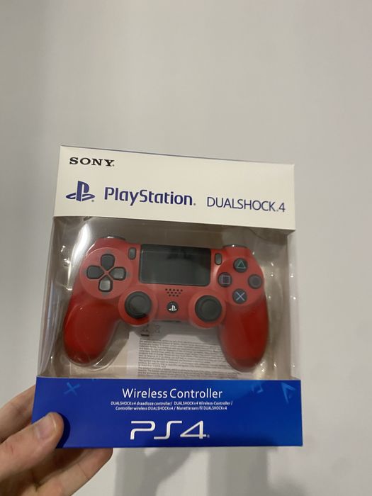 Pad do konsoli ps4 nowy