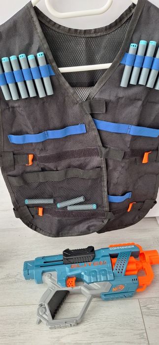 Бойовий набір Nerf Commander Elite 2.0 бластер+жилет з патронами