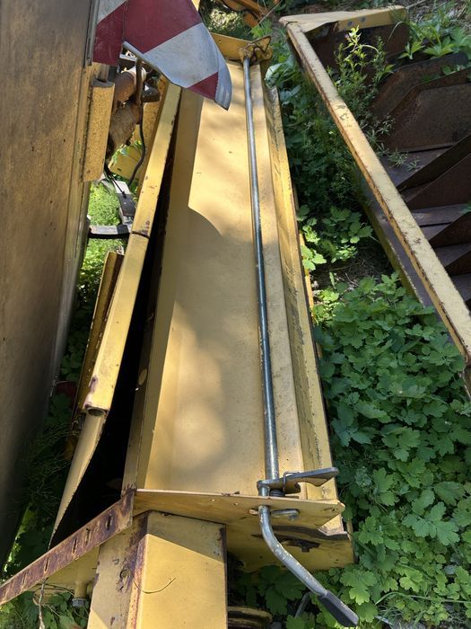 Sieczkarnia słomy czesci szarpacz New Holland TX66