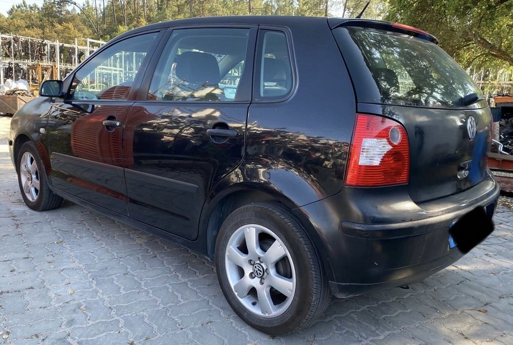 VW Polo 1.2i  de 2004 disponível para peças MOTOR VENDIDO