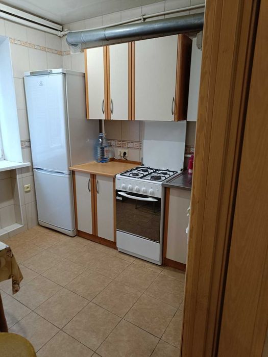 Сдам 3-х ком. квартиру Нагорный район ул. В.Винниченко( СШ 67)