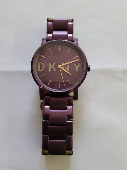 Часы женские DKNY фиолетовые