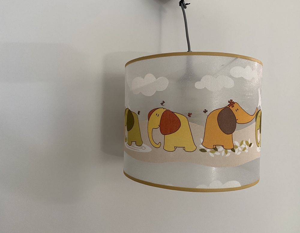 Lampa do pokoju dziecięcego