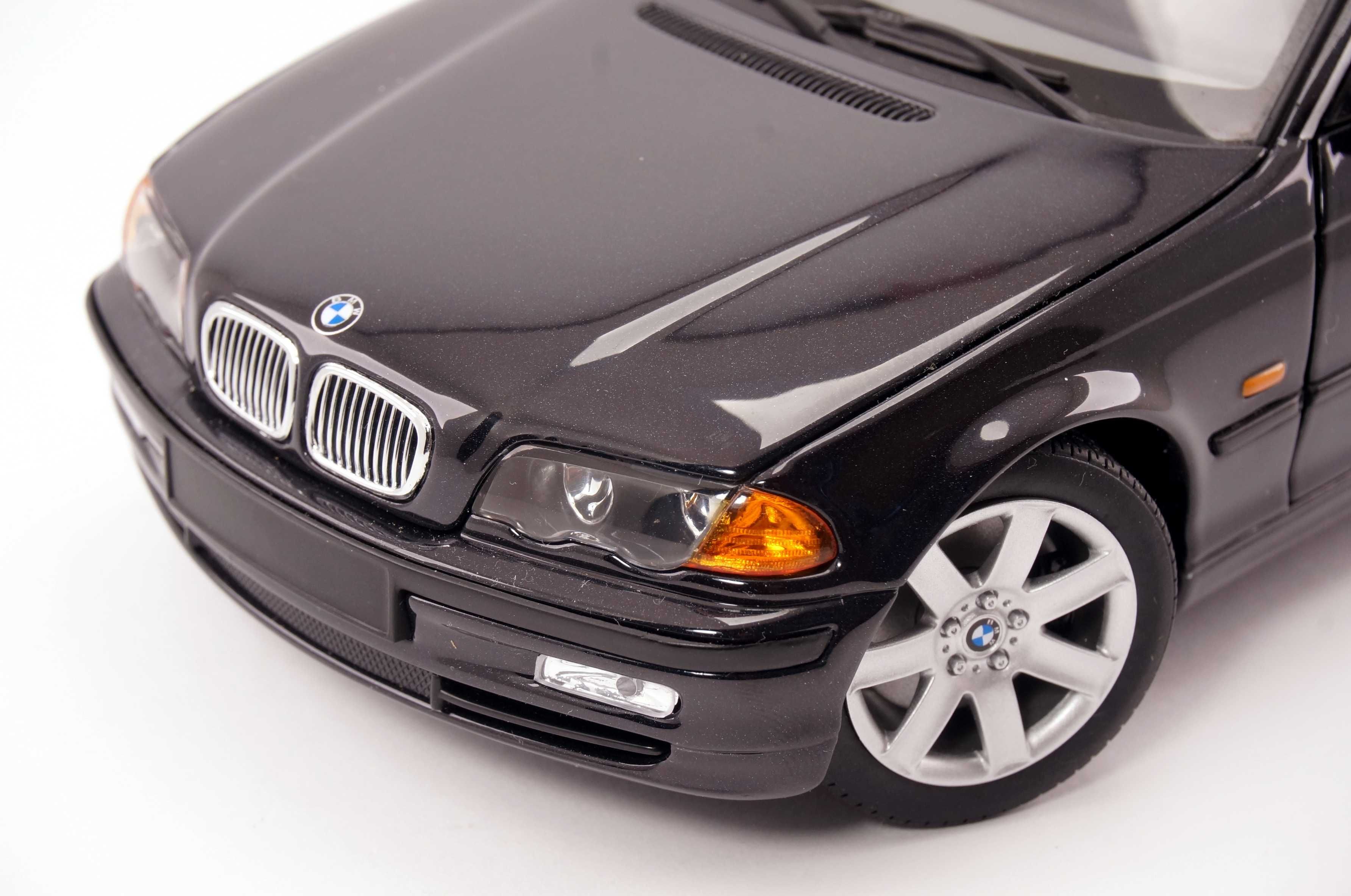 Модель UT Models 1:18 BMW 328i Sedan E46 (1998) Black