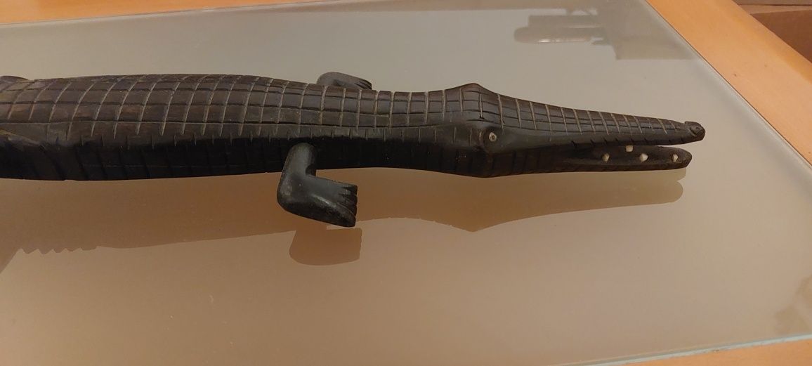 Crocodilo artesanato africano