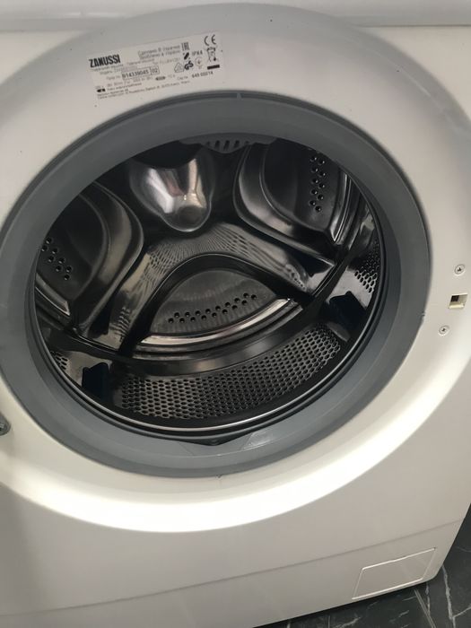 Пральна машина Zanussi 5кг
