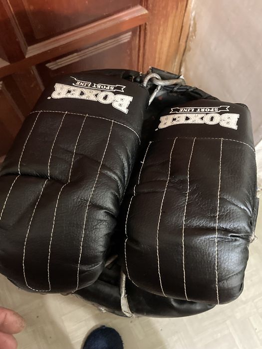 Продам грушу с перчатками