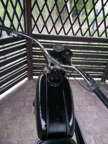 Motocykl WSK 125 Tropik