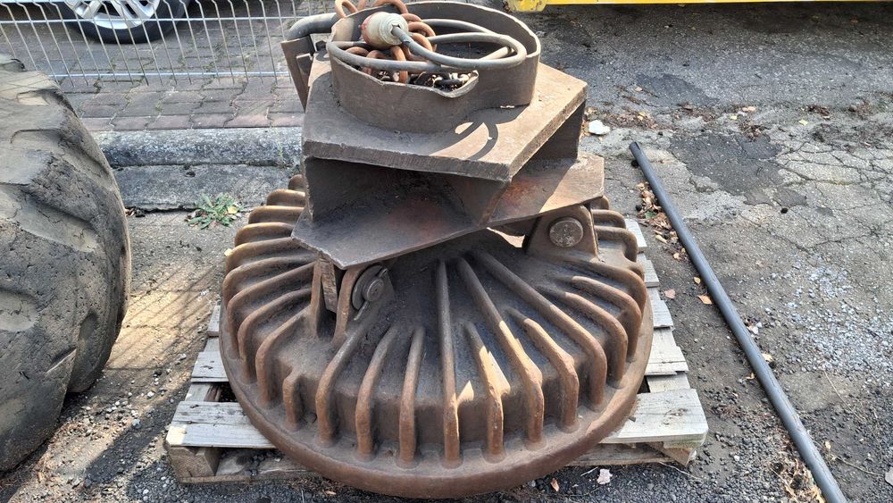 Elektromagnes do złomu 110cm chwytak