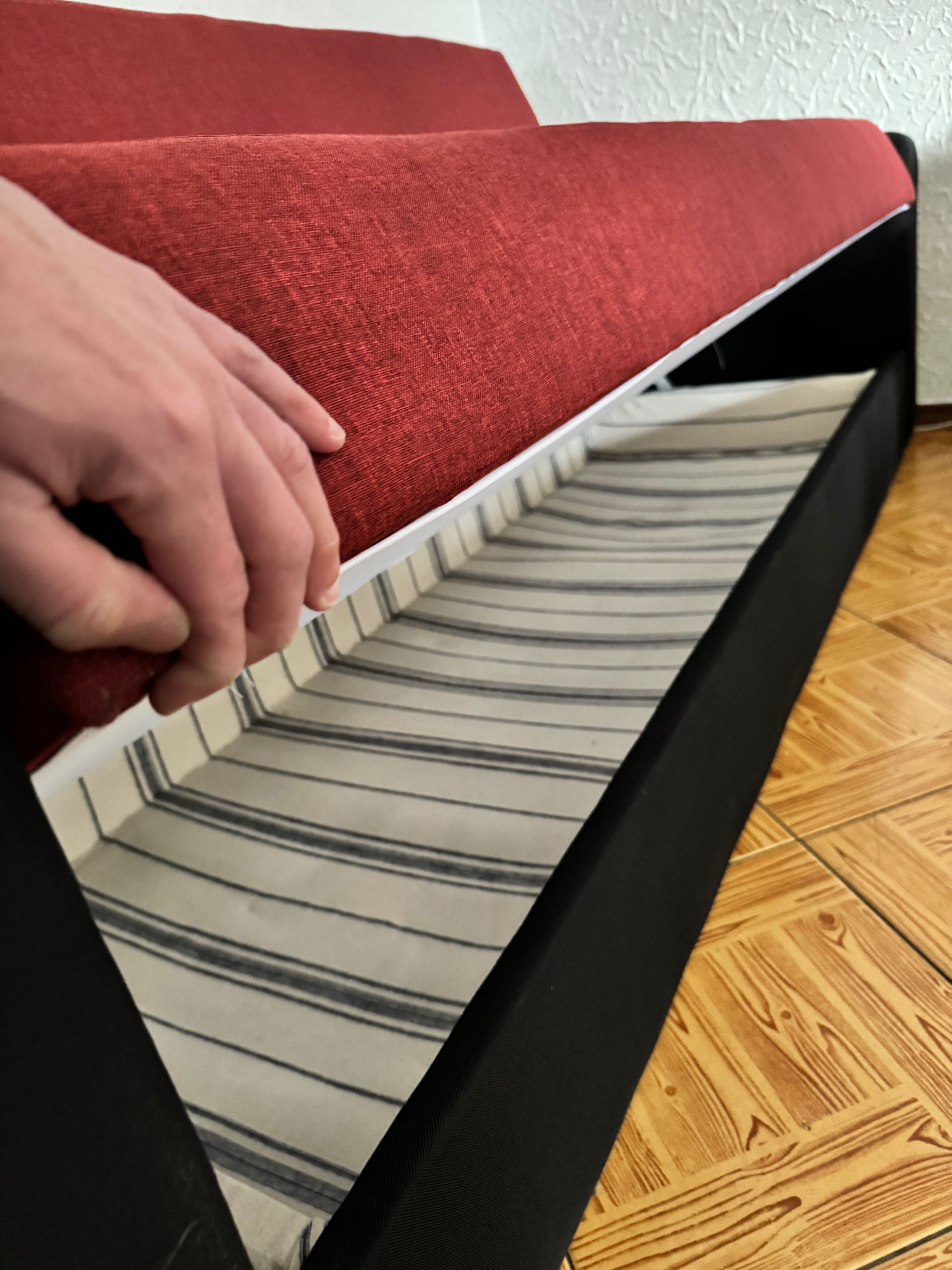 Sofá cama com arrumos novo