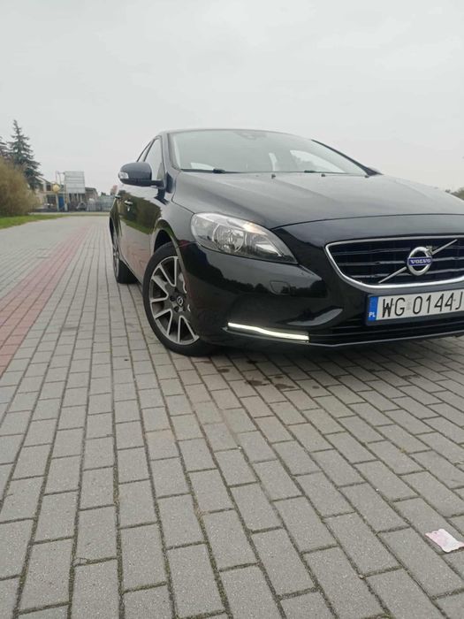 Volvo V40 D4 190km