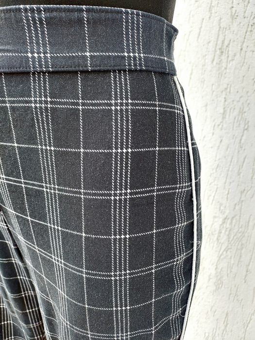 PRIMARK Spodnie w kratkę roz S/M.