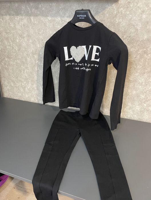 Костюм на дівчинку 134 розмір