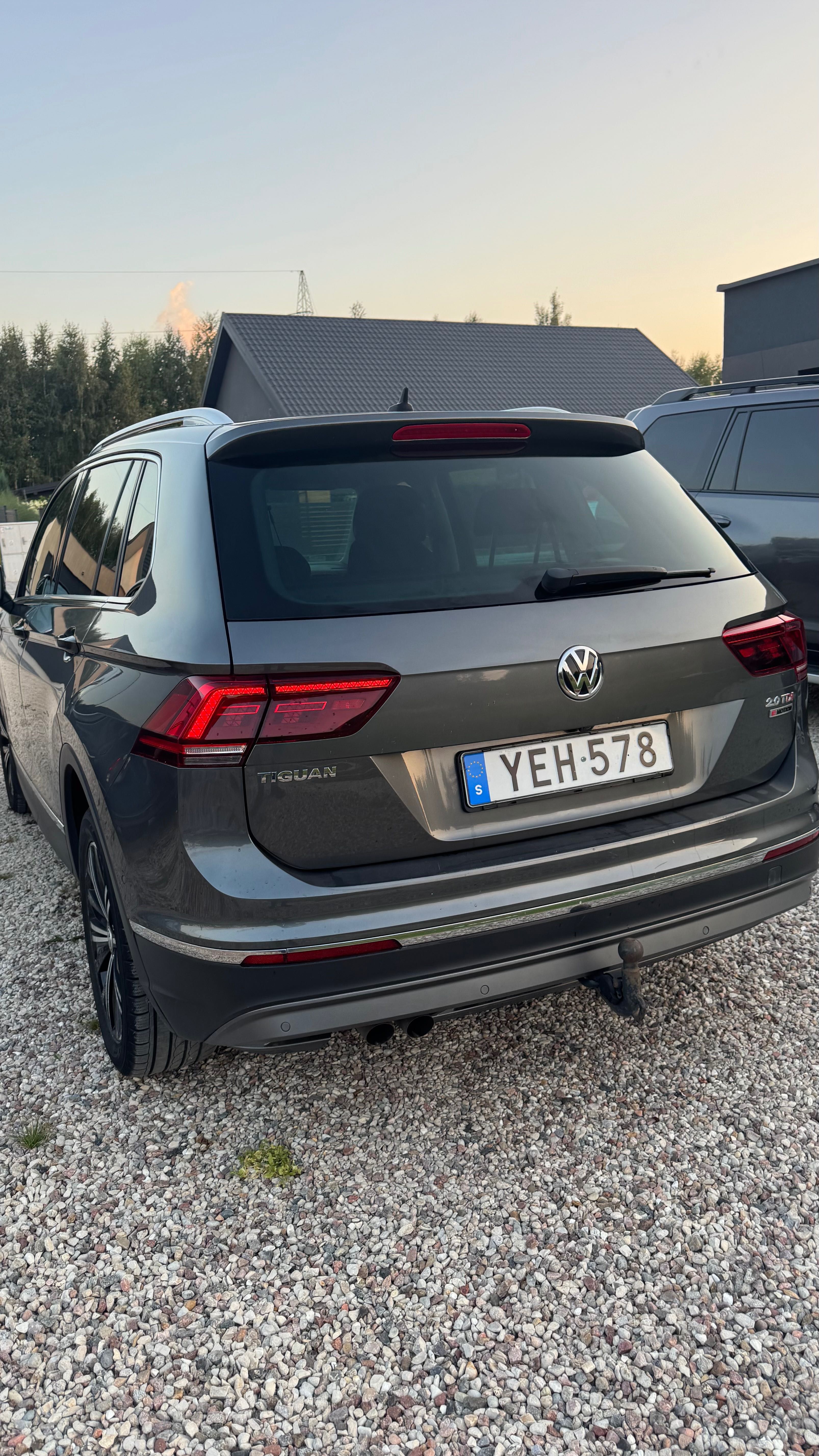 Volkswagen Tiguan 4x4 190KM panorama