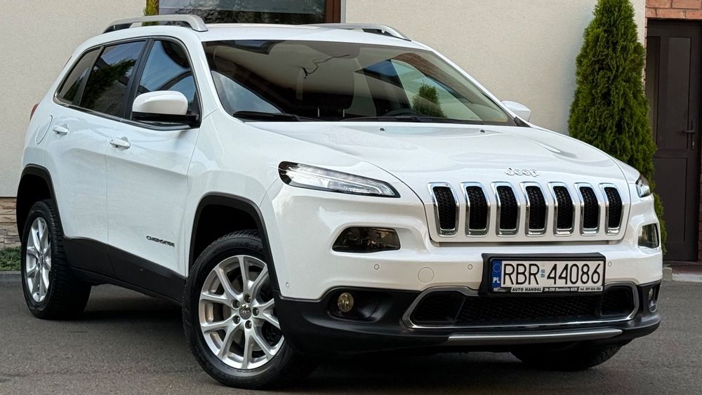 Jeep Cherokee Automat/4X4/DużaNavi/KameryCzyt.Znaków/GrzanaKierow/GrzaneFotele/Ledy