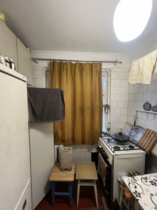 Продаж 2 кімнатної квартири на Львівський.