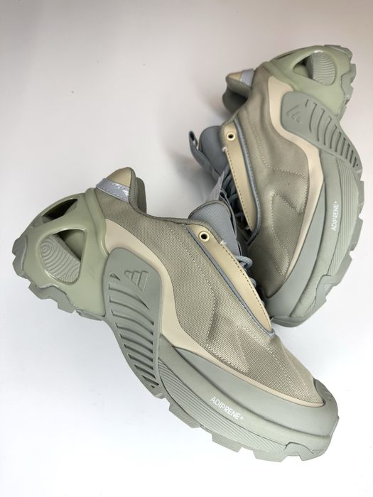 Кроссовки Adidas НОВЫЕ - в наличии 40,41,43 размер