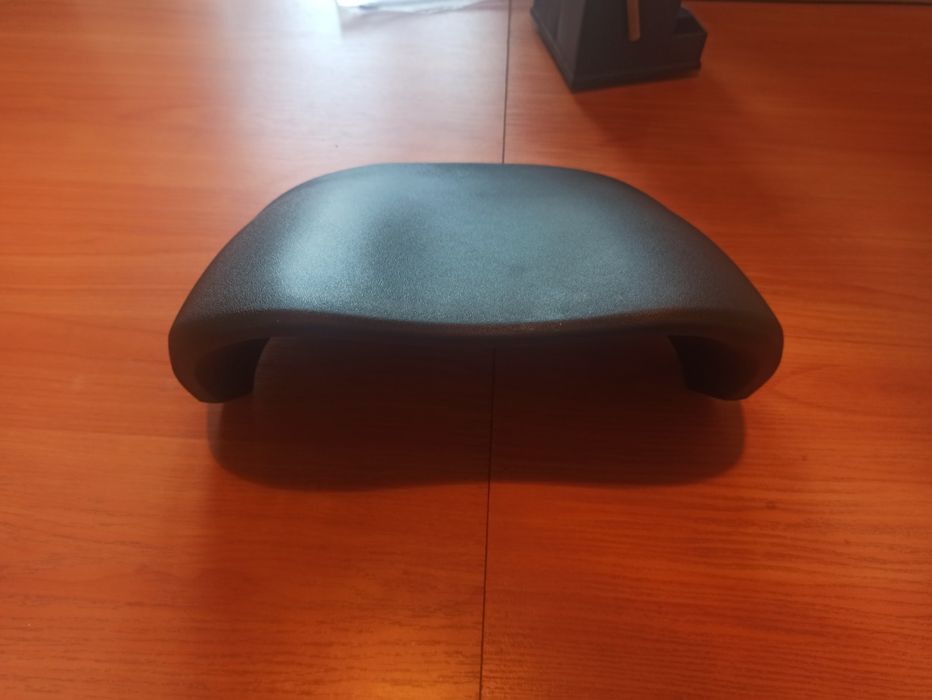 Продам оригинальный шкиф на  Рено Меган 2,двигатель 1,6 бегзин