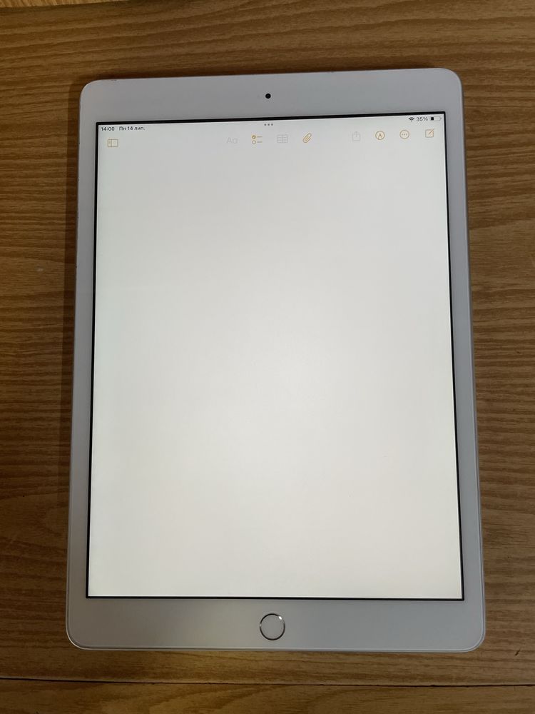iPad 8 на 128gb.