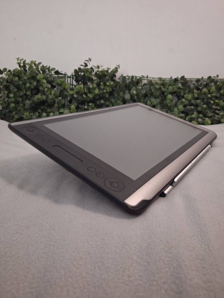 Tablet graficzny Huion kamvas 16