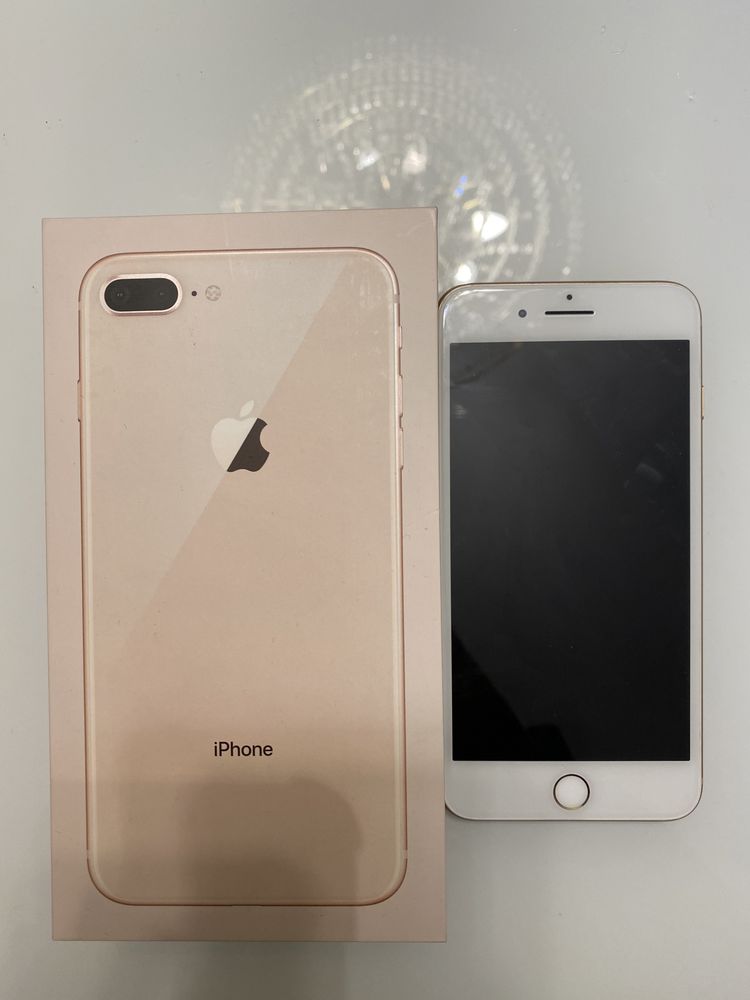 iPhone 8 plus 64GB