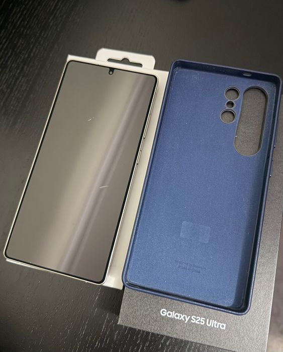 Vendo Samsung S25 ultra/12GB/256G preto titânio +capa e película