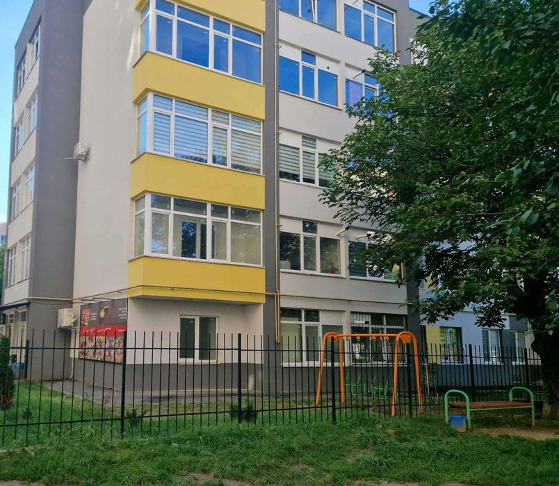 Продам 2 к квартиру на вул.Польова 7711