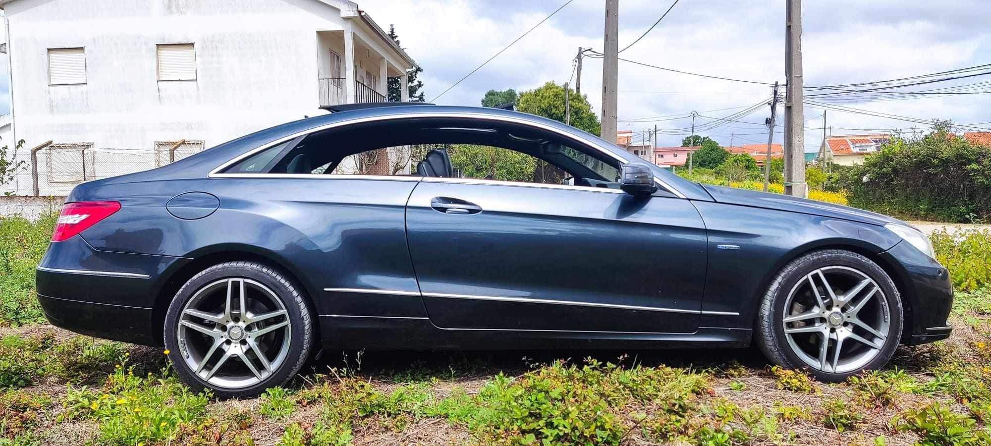 Mercedes E220 coupe biturbo