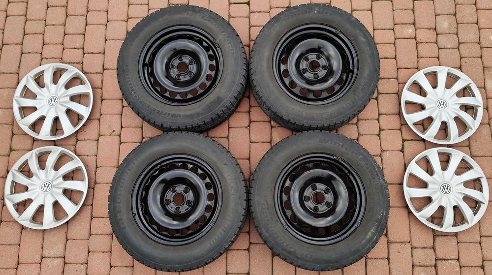 Felgi stalowe 16" 5x112 ET42 (VW) + opony zimowe 215/65 R16 + kołpaki