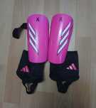 Ochraniacze piłkarskie Adidas X