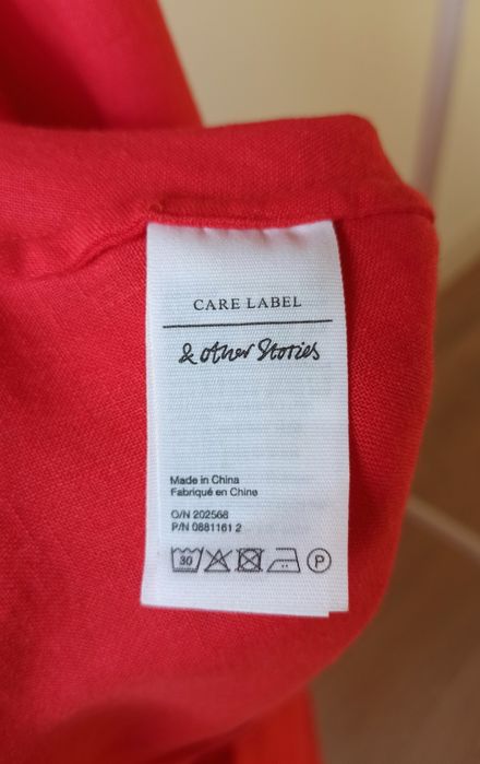 Czerwona lniana długa sukienka & Other Stories