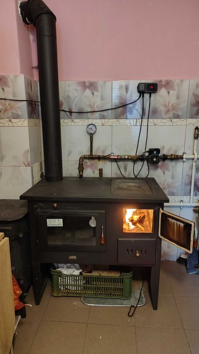 Piec z kuchnią z płaszczem wodnym (westfalka) - jak nowa