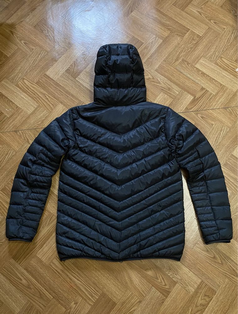 Мікропуховик nike tech fleece