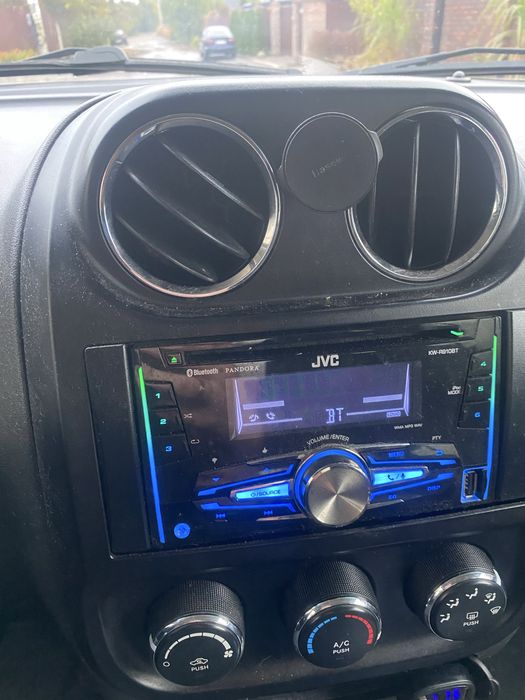 Магнітола JVC для jeep compass/patriot