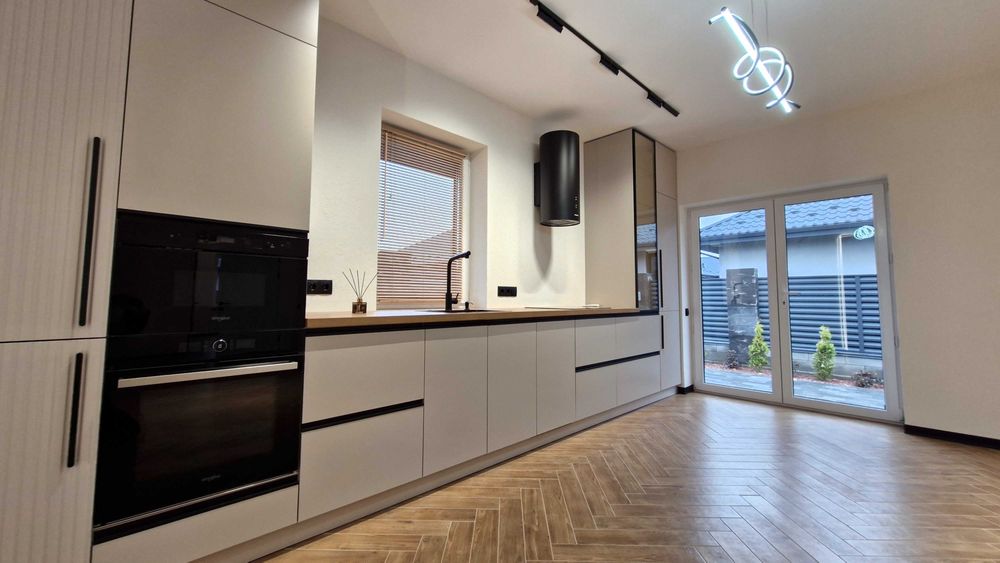 Новий будинок 100 м² у Ворзелі, ремонт, меблі, Без комісії, Відеоогляд