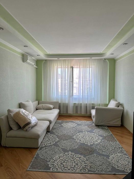 Оренда 3к кв, вул,Вербицького 11 ,гарний стан, меблі та техніка ,метро