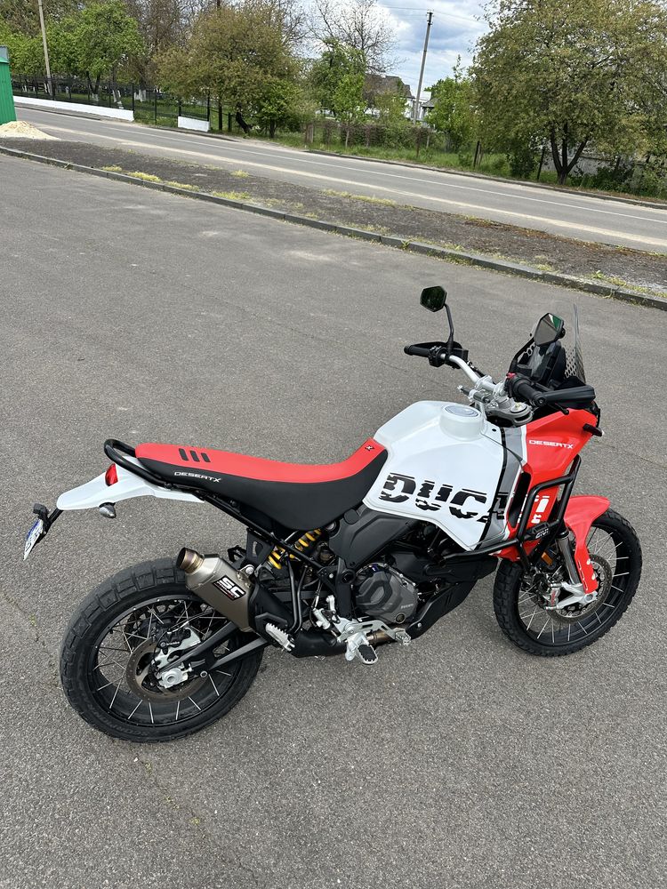 Ducati desert x )