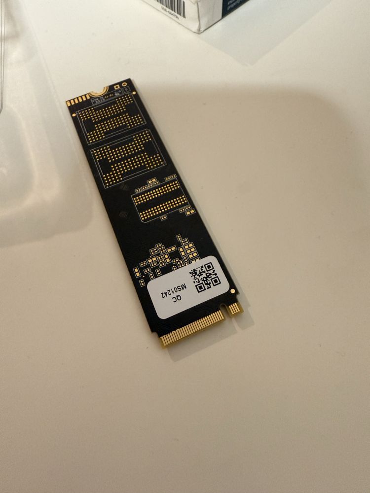 Memoria interna 1TB - Crutial stick solid state