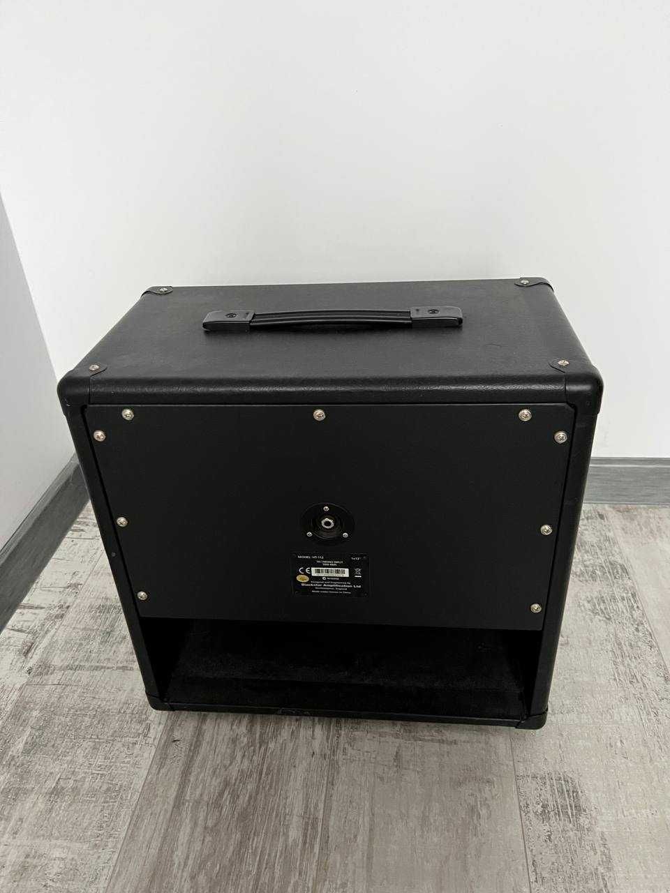 Продам стек - голову Blackstar HT 5 Metal и каб Blackstar HT 112