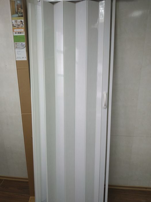 Міжкімнатні двері-гармошка