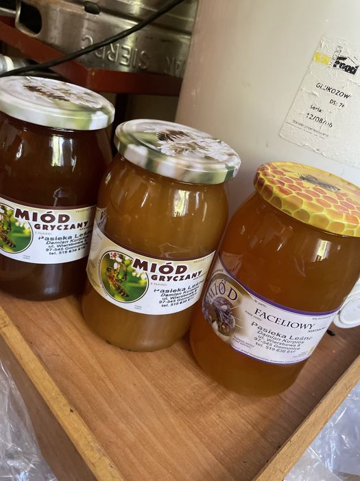 Naturalny miod  prosto z wlasnej Pasieki