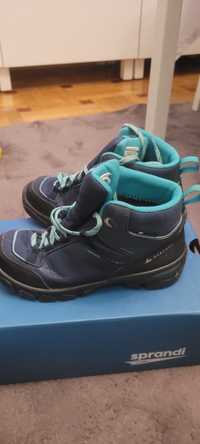 Buty  dla dziecka Quechua waterproof