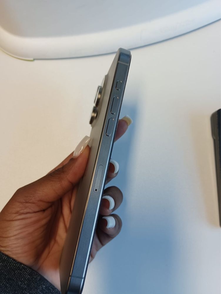Iphone 15 pro max com garantia