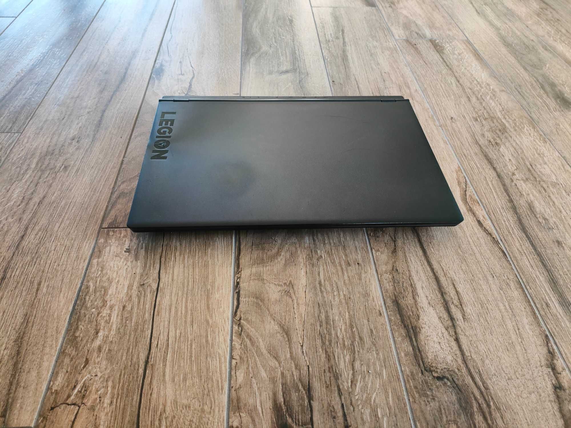 Lenovo Legion Y540 i7-9750H / GTX1660Ti / 32 GB RAM / 1TB SSD / 15,6'