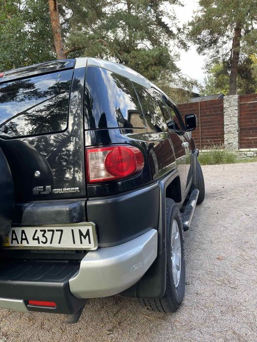 Продаж Тойта FG cruiser