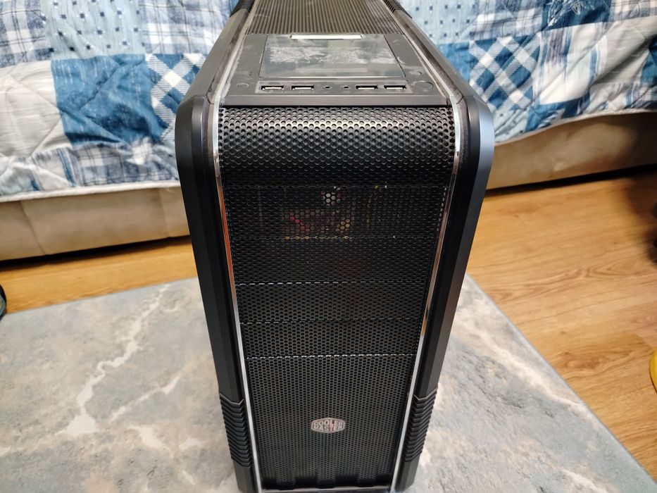 Корпус для пк або сервера