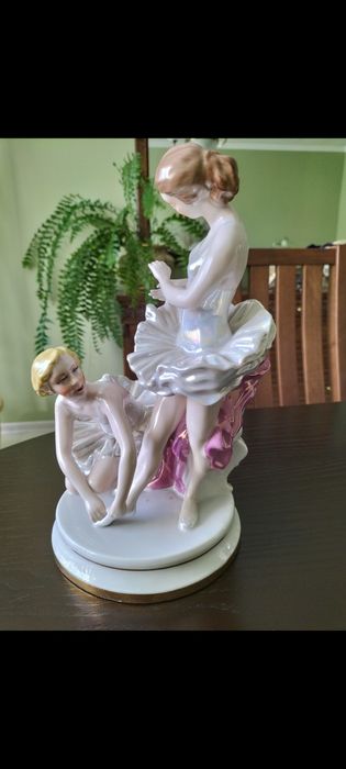 Статуетка " Балерини перед виступом"