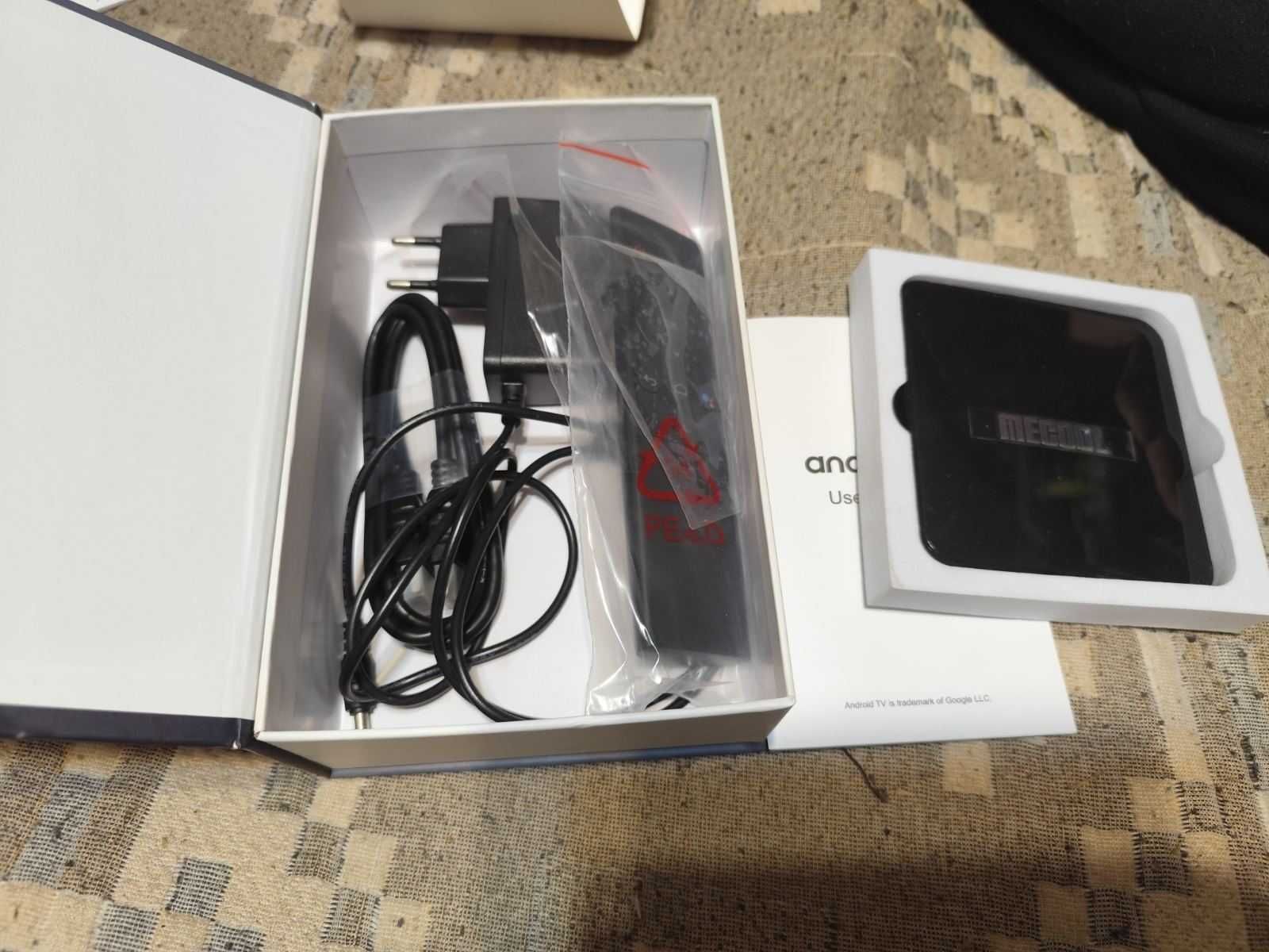 ТБ-приставка MECOOL KM3 Android 9,0 4 Гб DDR4 RAM 128 Гб