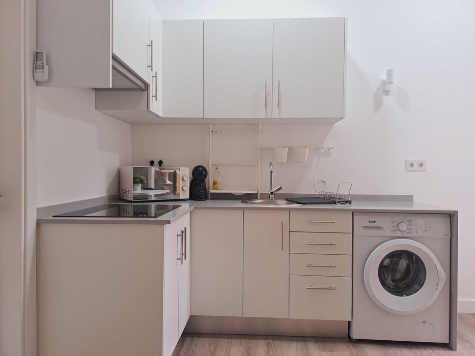 Prédio c/ 3 apartamentos em Tomar